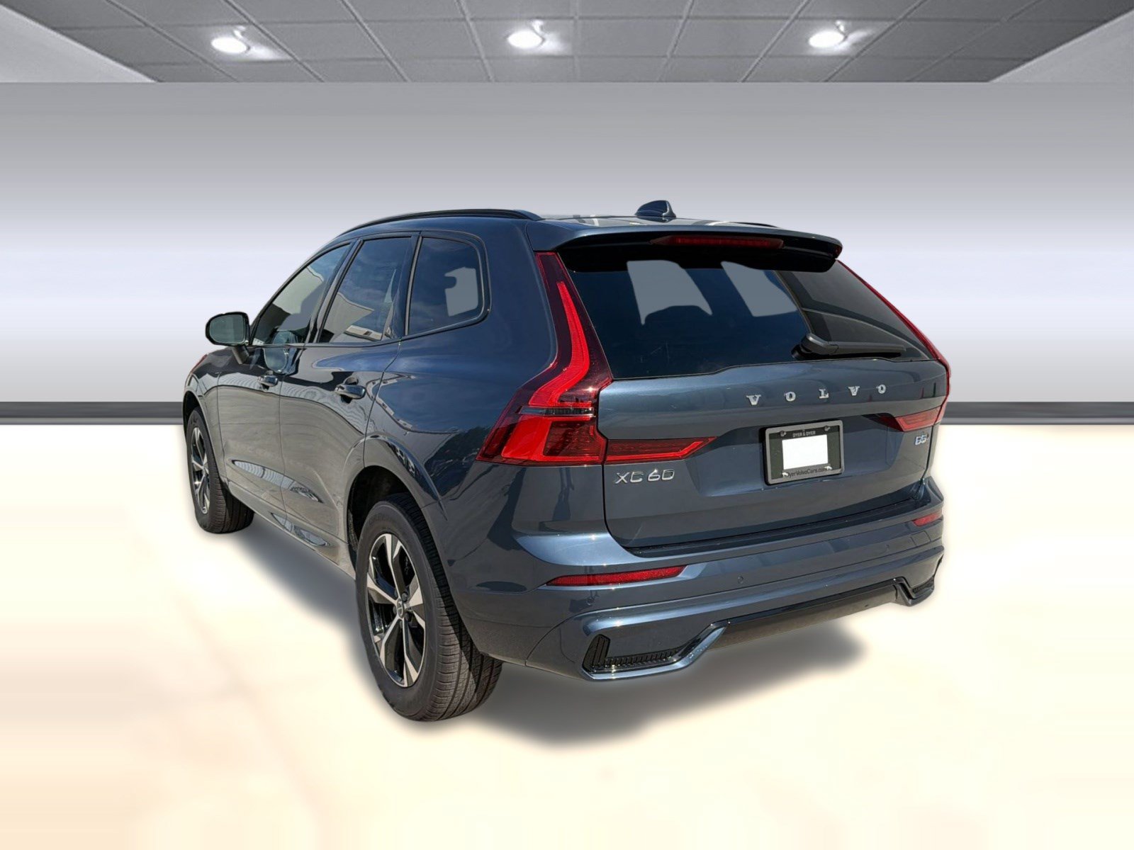 New 2026 Volvo XC60 B5 Core w/ Climate Package AWD/4WD image 3