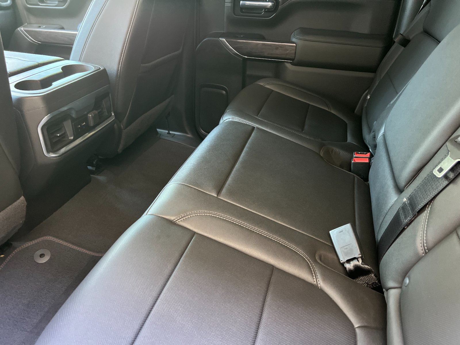 Used 2021 Chevrolet Silverado 1500 LTZ RWD image 12