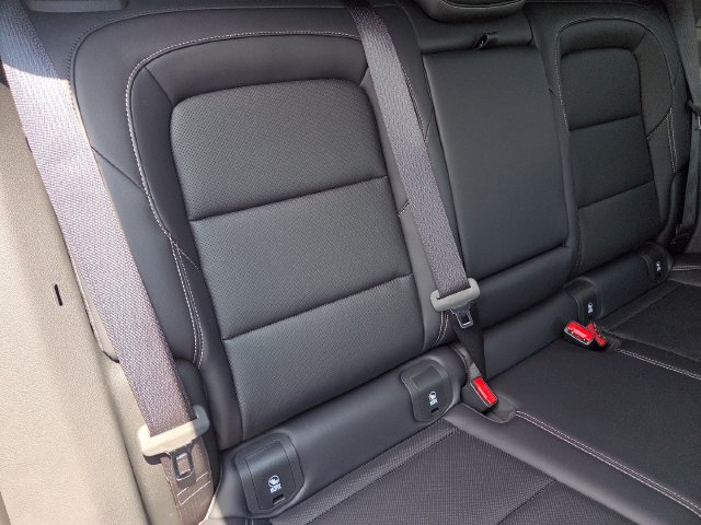 New 2027 GMC Terrain Elevation w/ Elevation Premium Package FWD image 21
