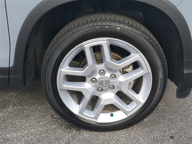 Used 2025 Honda Passport EX-L image 11