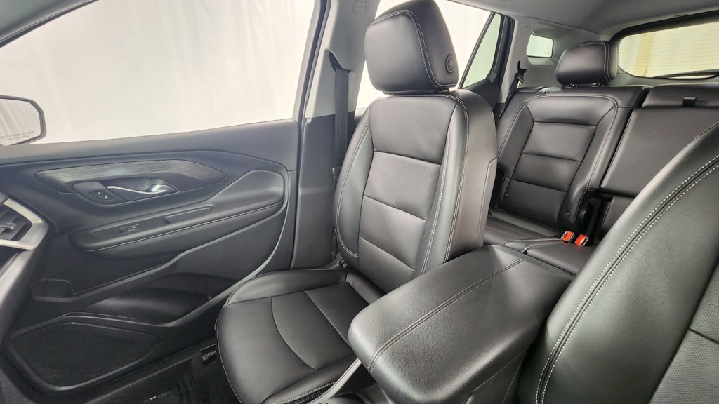 Used 2022 GMC Terrain SLT w/ LPO, Roadside Safety Package AWD/4WD image 13