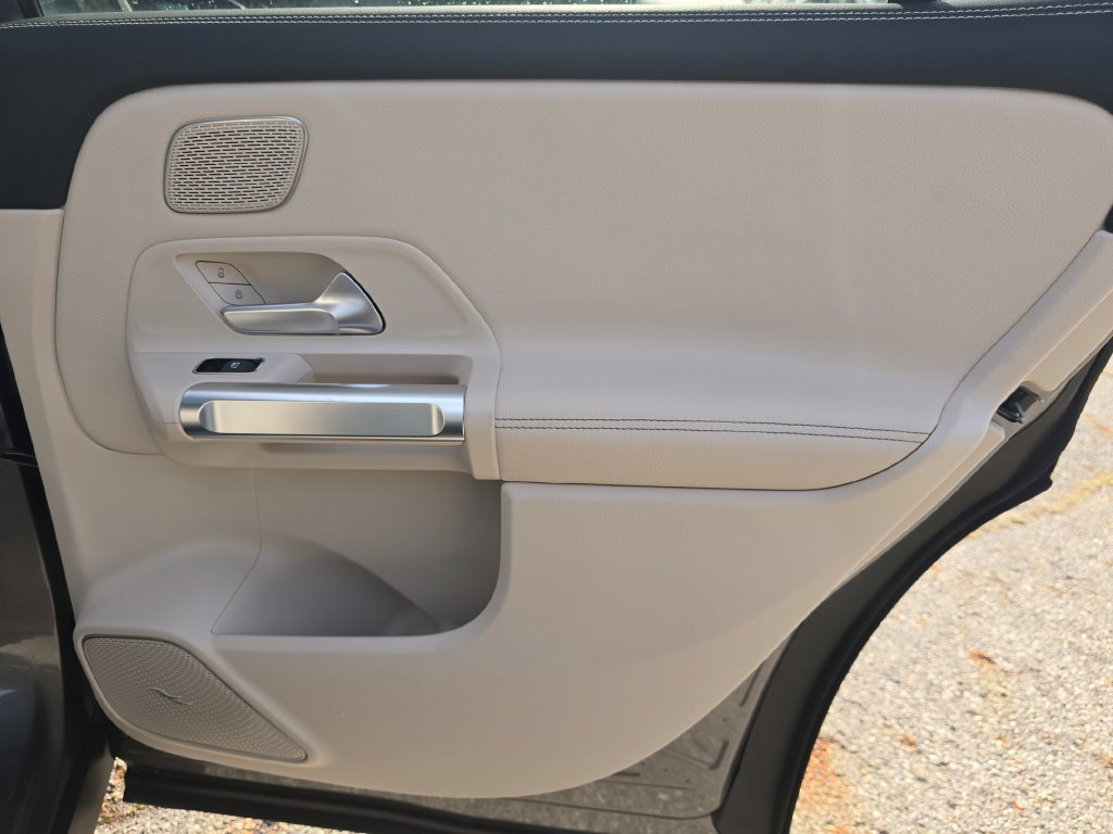 New 2026 Mercedes-Benz GLB 250 4MATIC image 23
