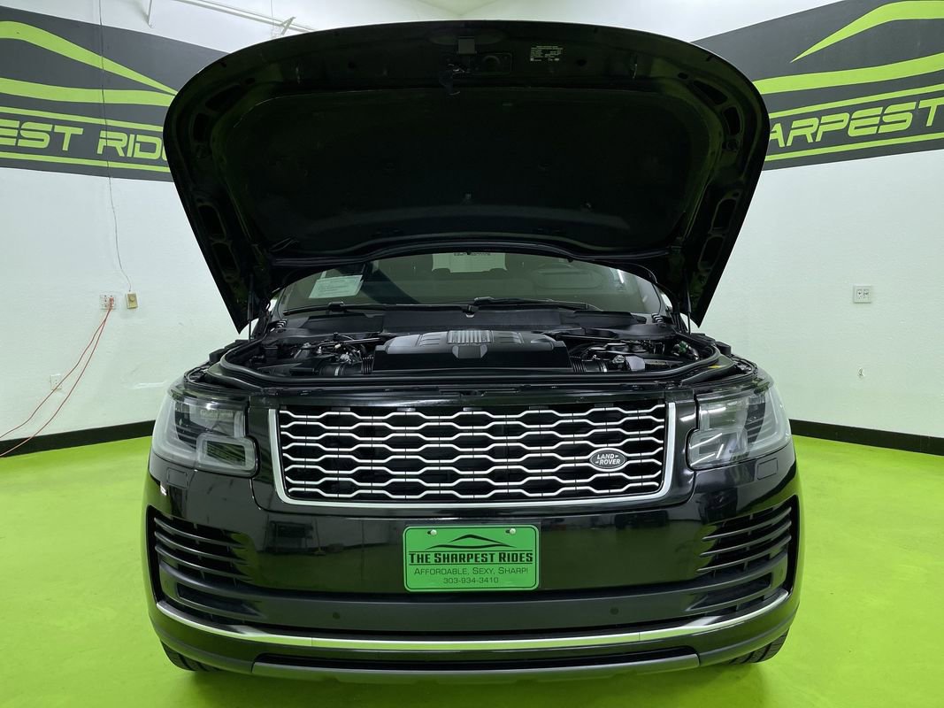 Used 2020 Land Rover Range Rover HSE image 4