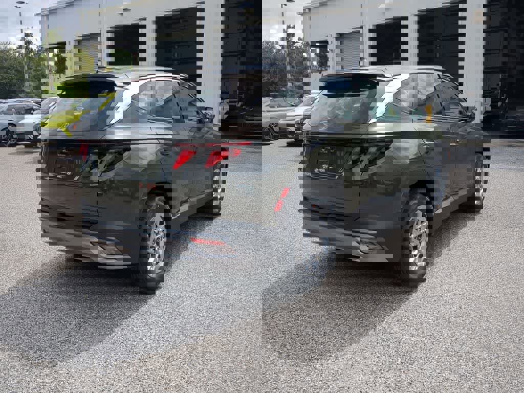 New 2026 Hyundai Tucson SE image 7
