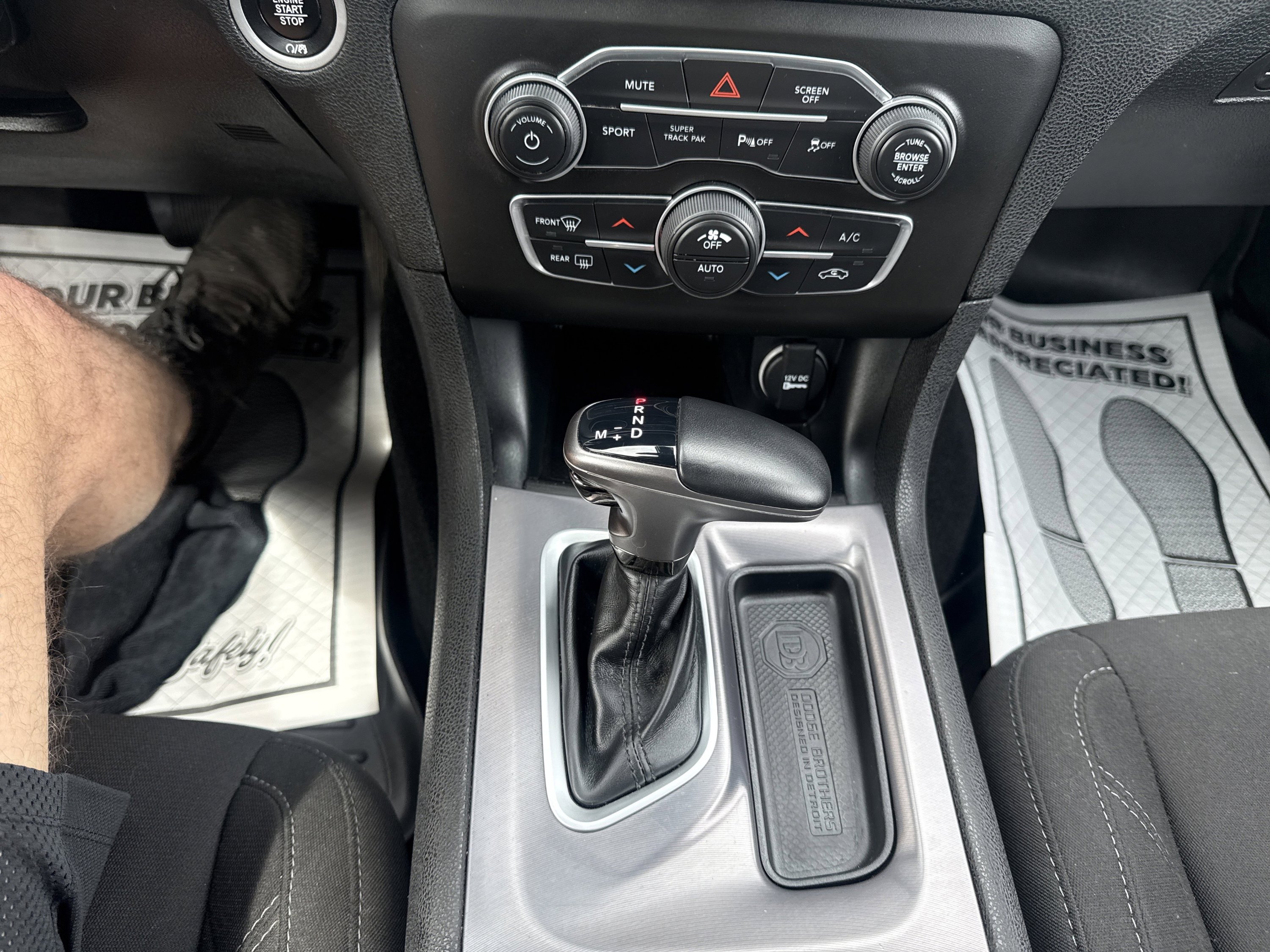 Used 2021 Dodge Charger SXT w/ Cold Weather Package AWD/4WD image 21