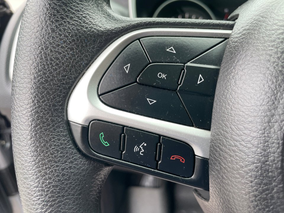 Used 2018 Jeep Compass Sport image 24