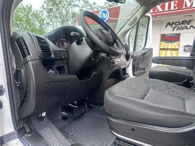 Used 2025 RAM ProMaster 2500 w/ Safety Group FWD image 12