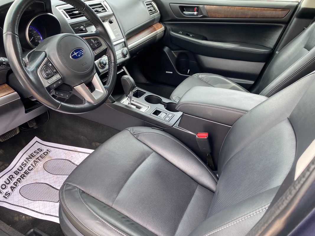 Used 2016 Subaru Outback 3.6R Limited AWD/4WD image 12
