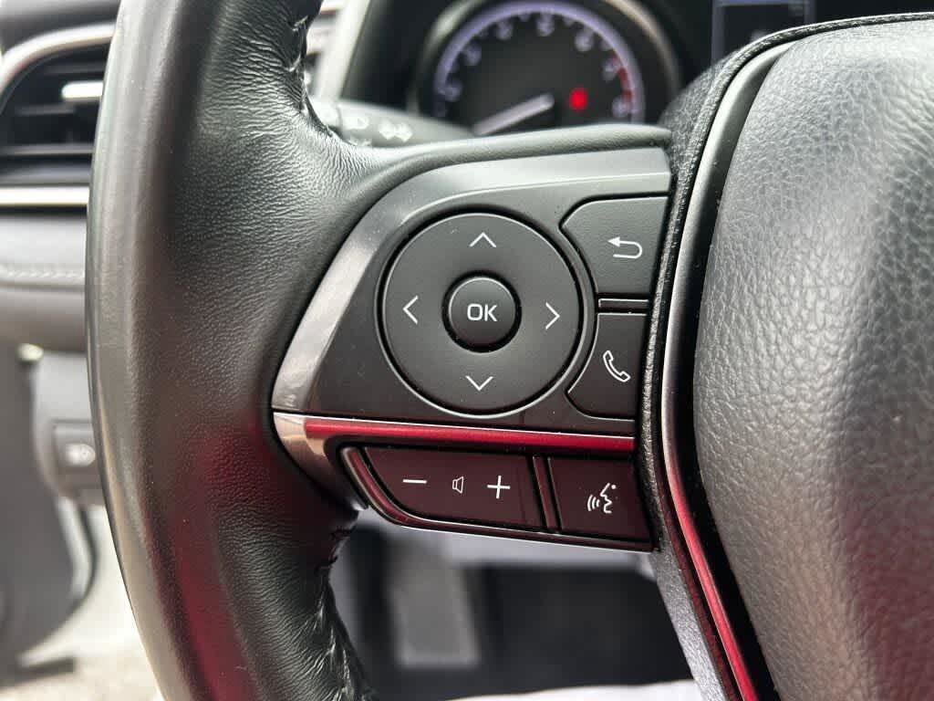 Used 2023 Toyota Camry SE image 8