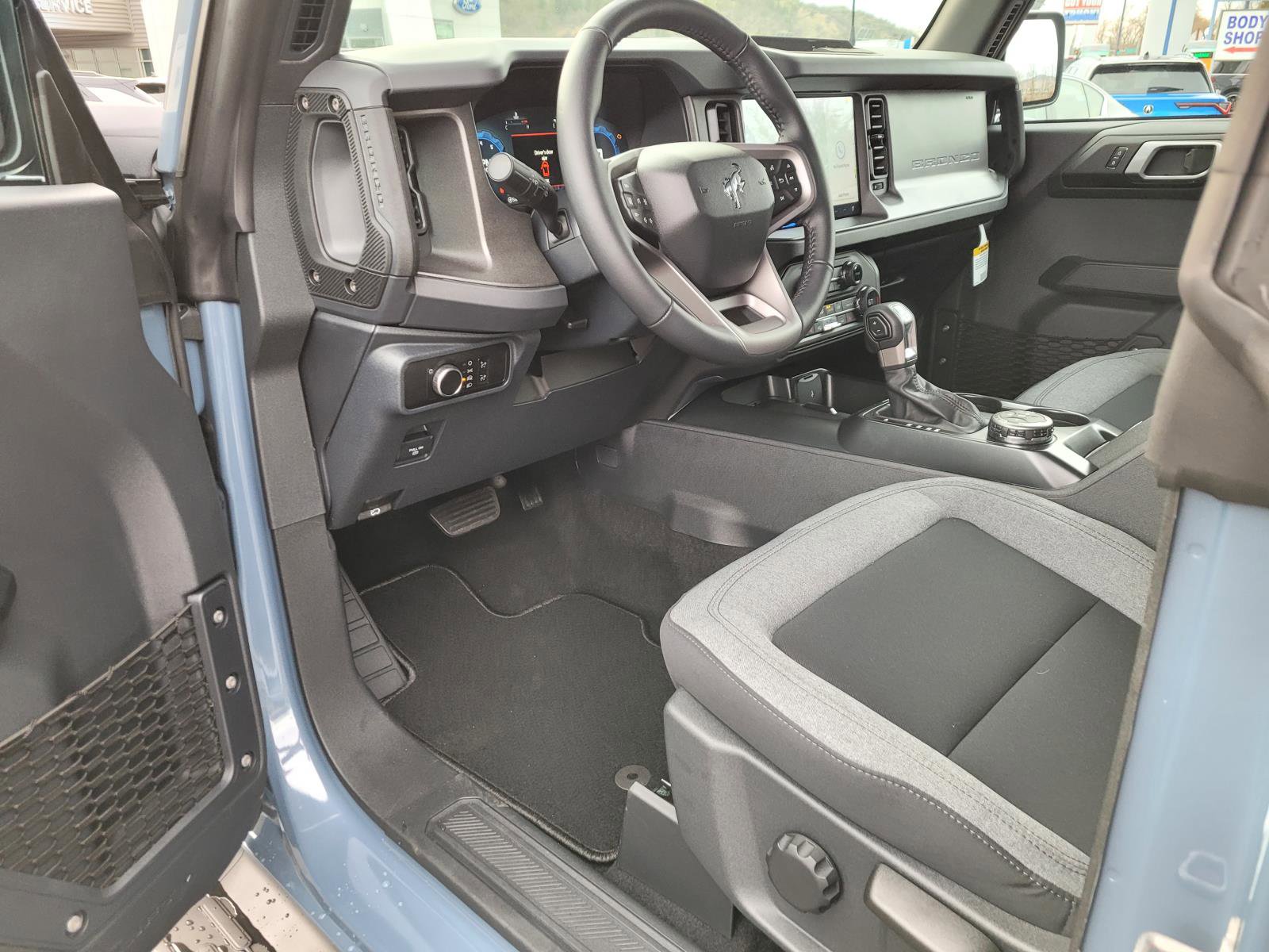 New 2025 Ford Bronco Big Bend image 15