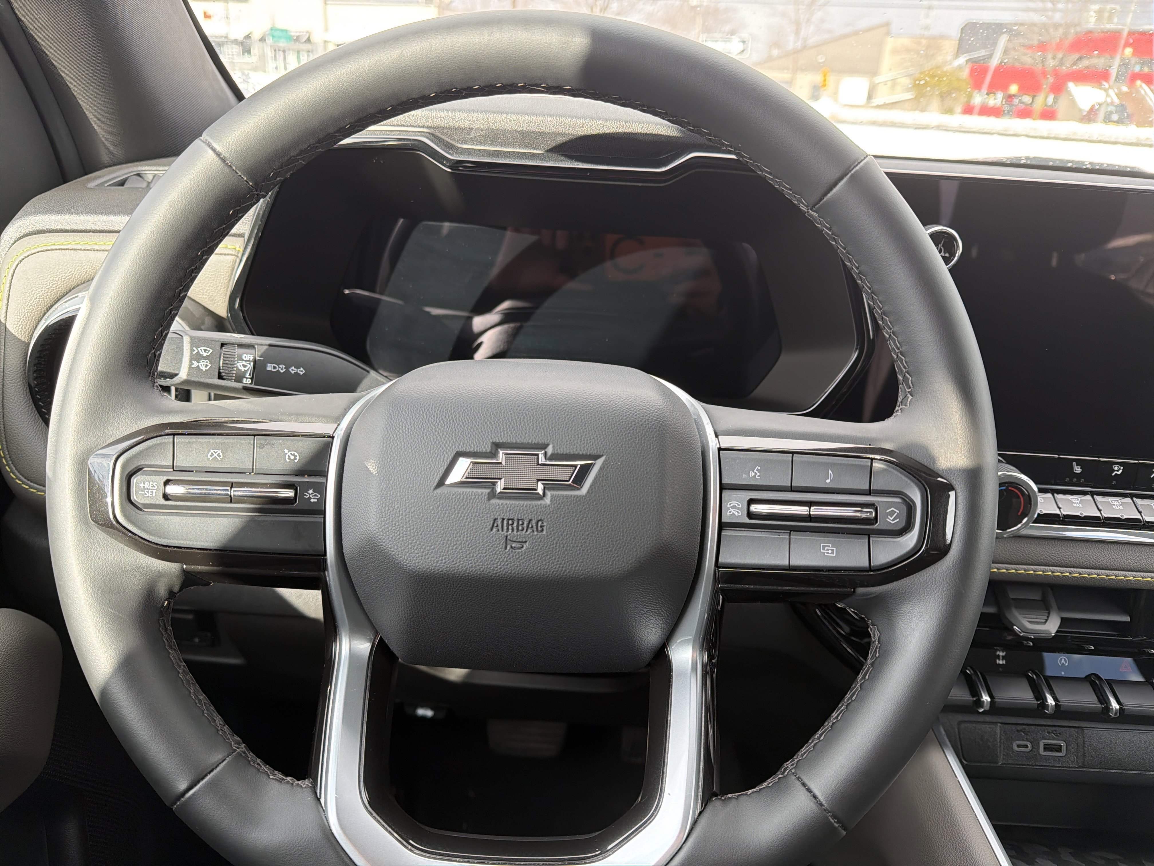 Used 2024 Chevrolet Colorado ZR2 image 14