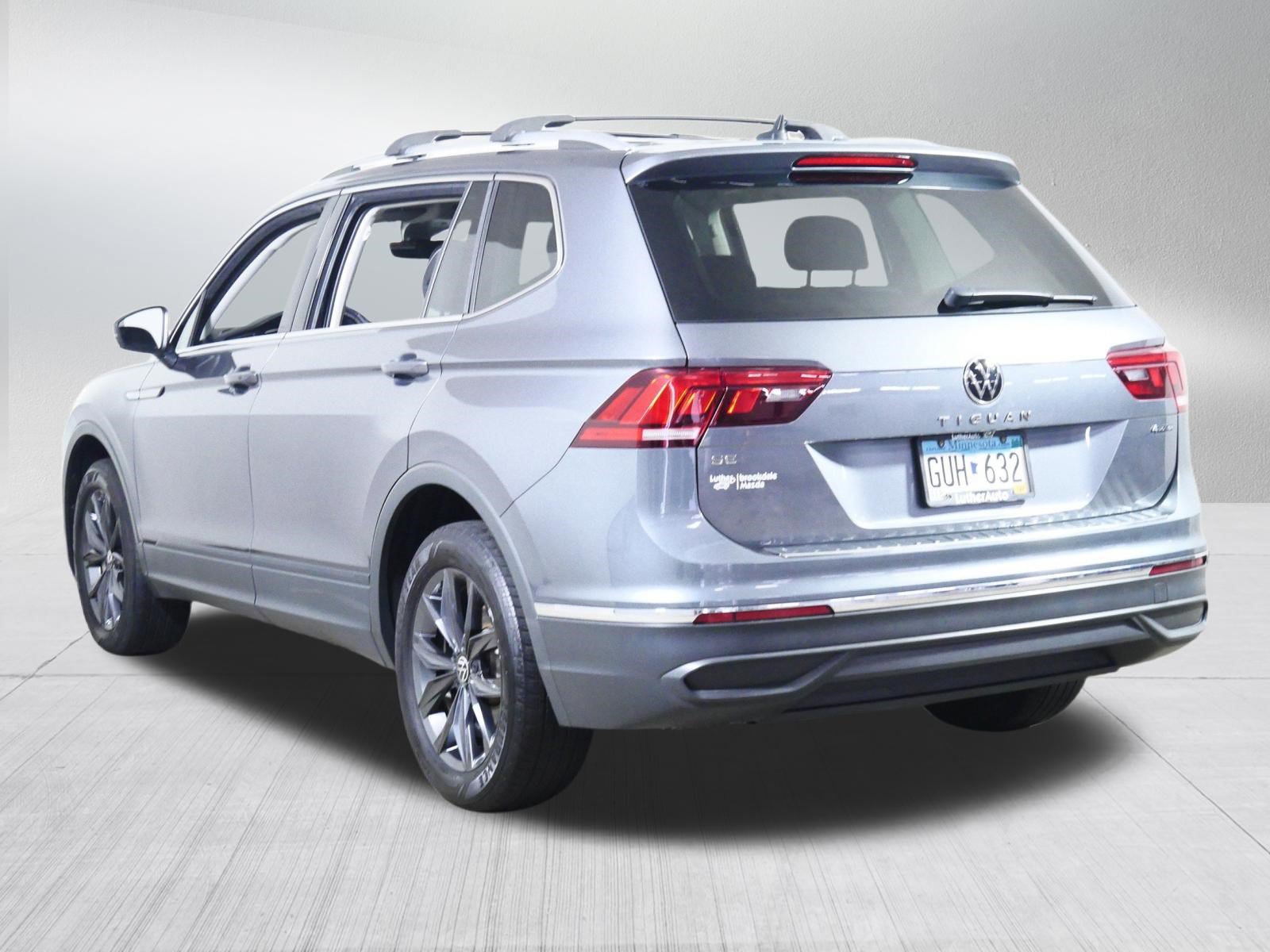 Used 2022 Volkswagen Tiguan SE AWD/4WD image 5