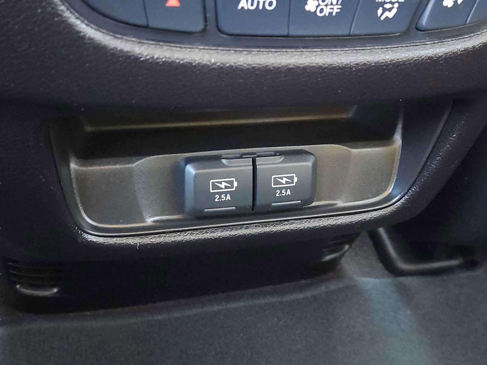 Used 2020 Acura MDX SH-AWD image 21