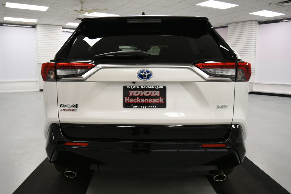 Used 2022 Toyota RAV4 XSE image 6