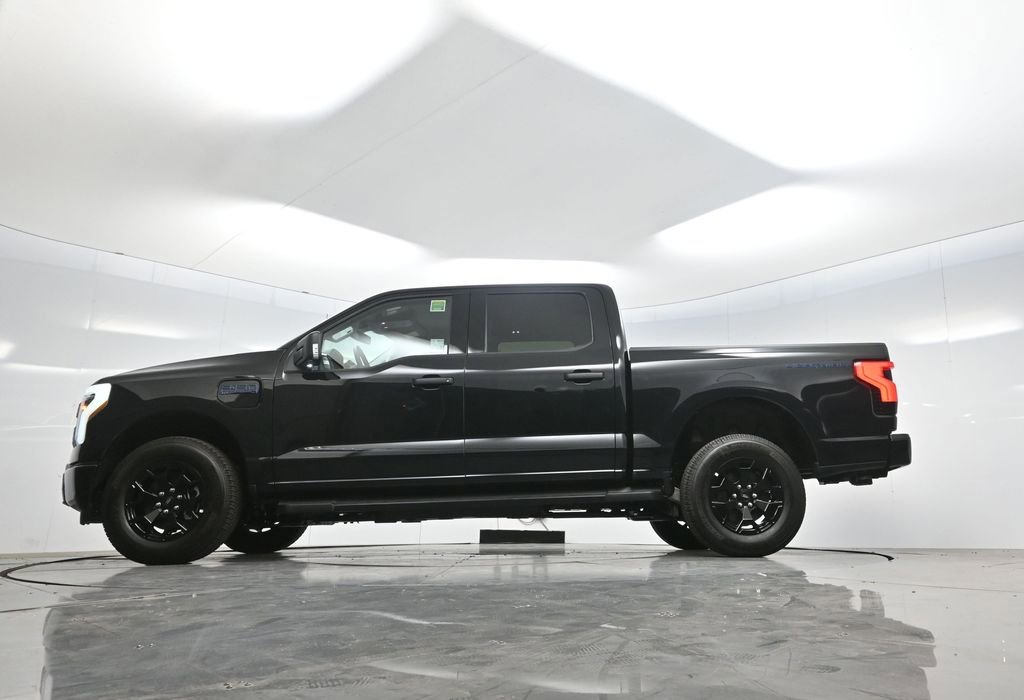 Used 2025 Ford F150 Lightning XLT image 54