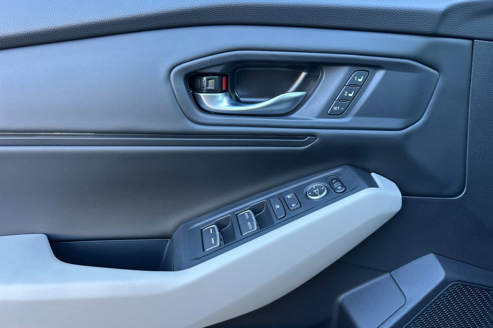 New 2026 Honda Accord EX-L image 7