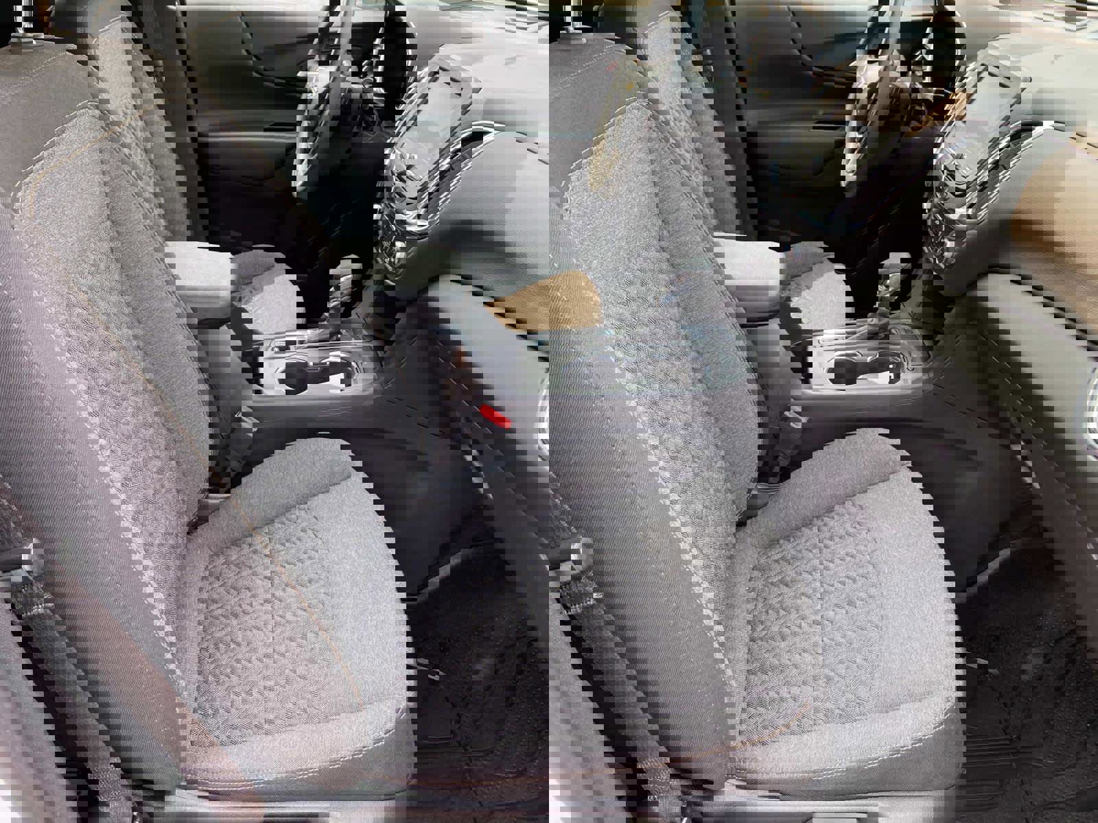 Used 2023 Chevrolet Equinox LT w/ LPO, Floor Liner Package image 22