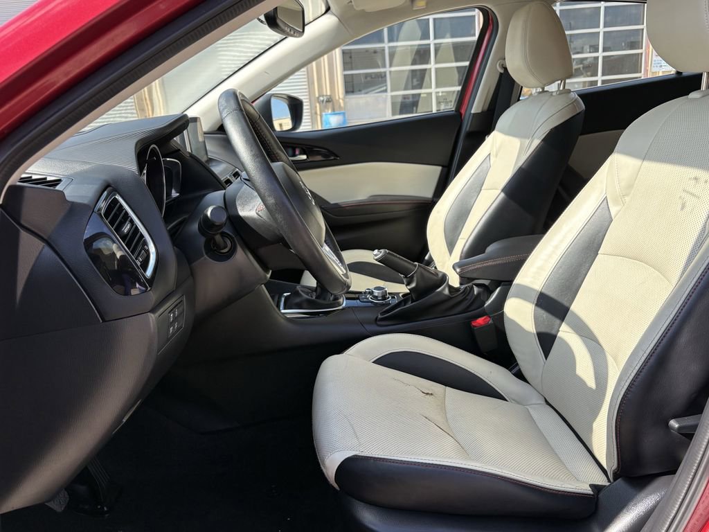 Used 2016 MAZDA MAZDA3 s Grand Touring image 12