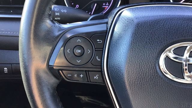 Used 2020 Toyota Camry SE image 25