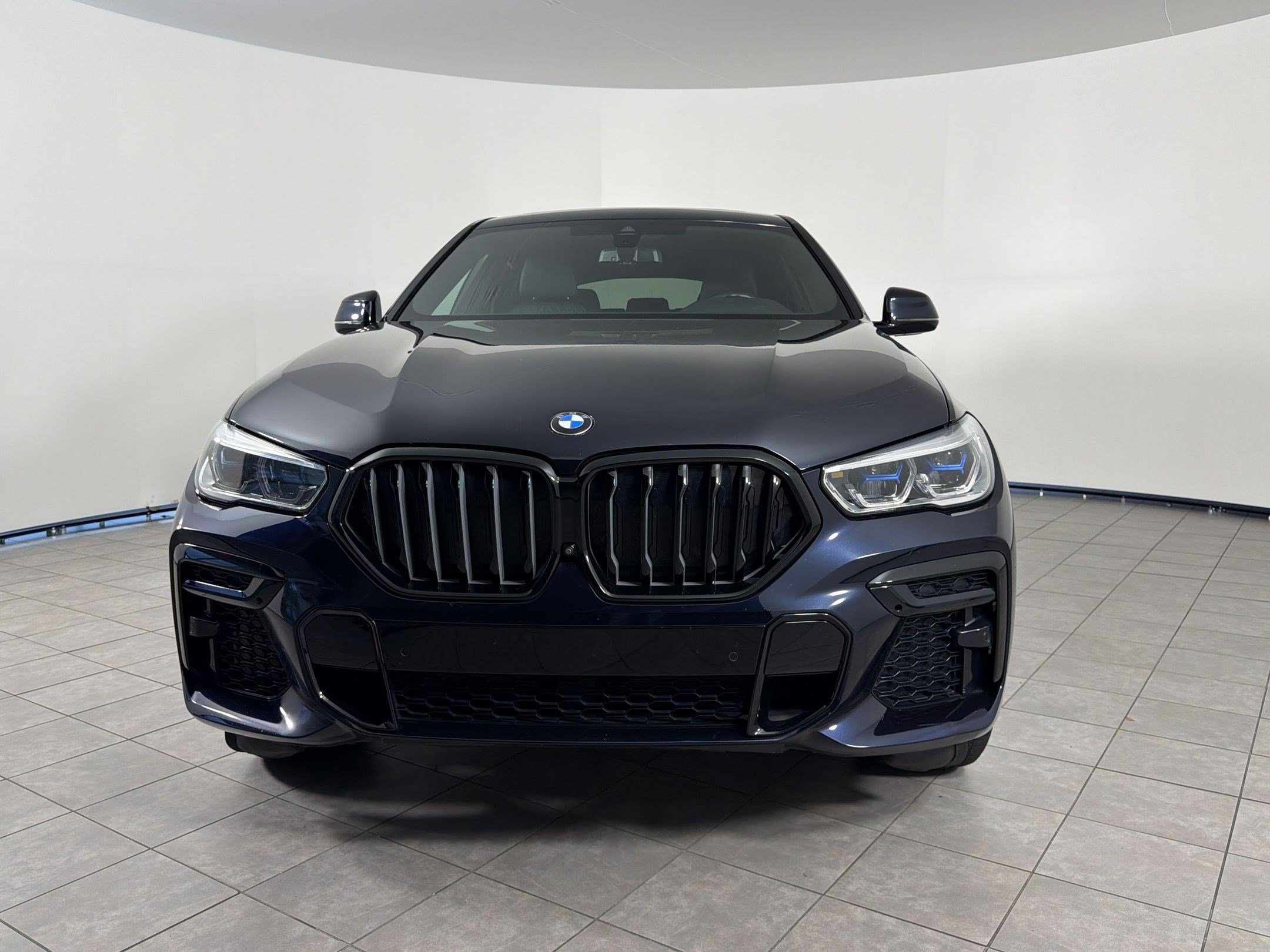 Used 2023 BMW X6 xDrive40i w/ Executive Package AWD/4WD image 6