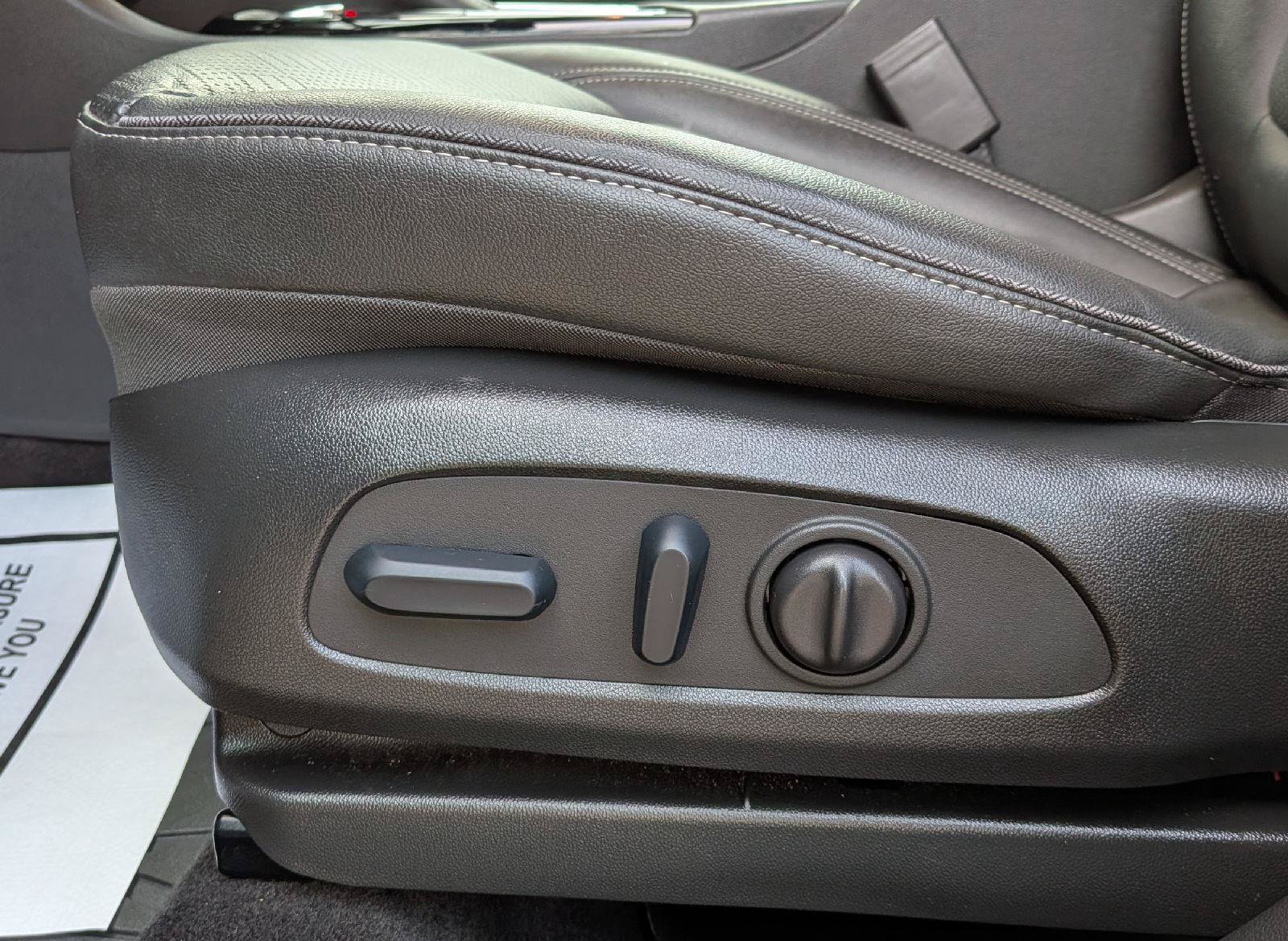 Used 2023 Buick Encore GX Essence w/ Experience Buick Package AWD/4WD image 15