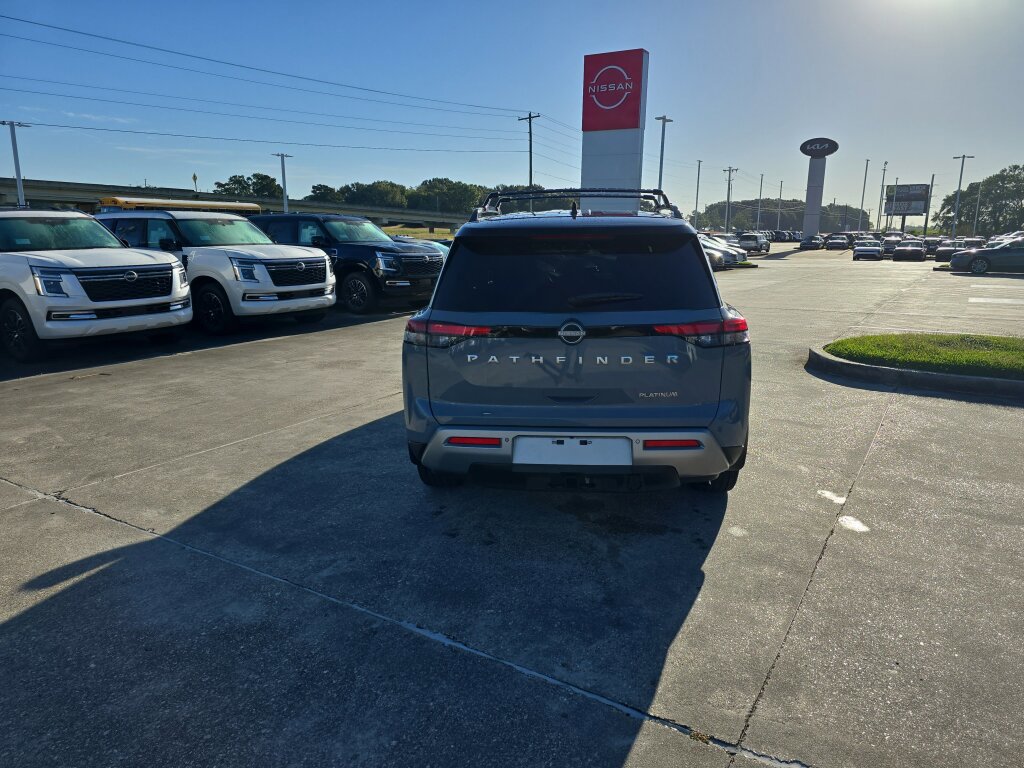 Used 2022 Nissan Pathfinder Platinum w/ Lighting Package (N93) image 5