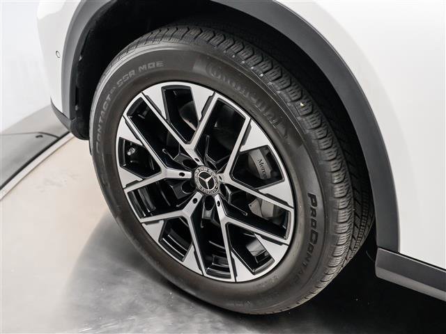 Used 2025 Mercedes-Benz GLC 350e 4MATIC image 13