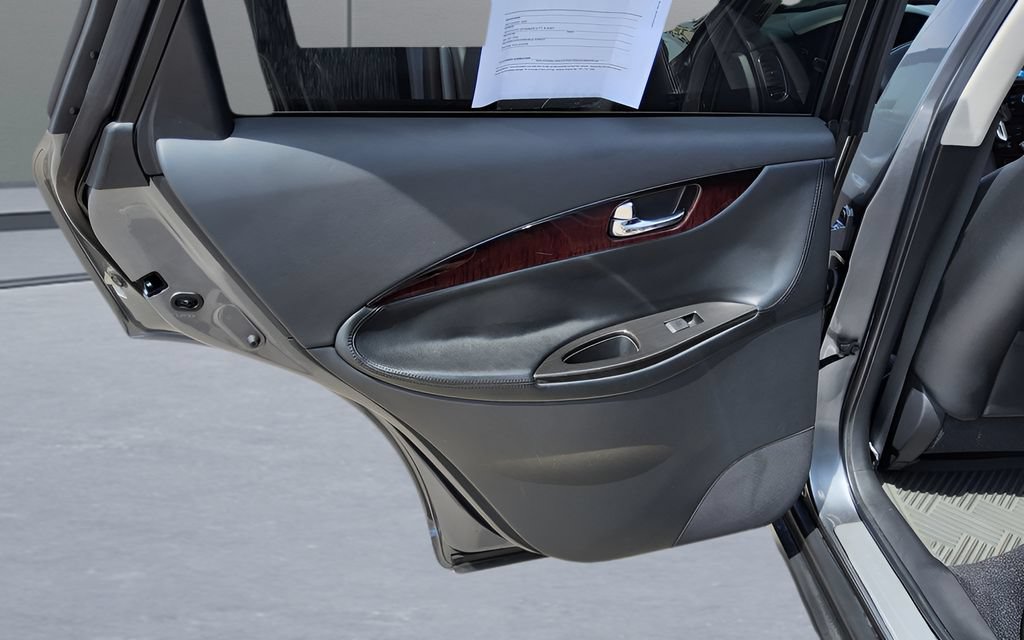 Used 2016 INFINITI QX50 2WD w/ Premium Plus Package image 29