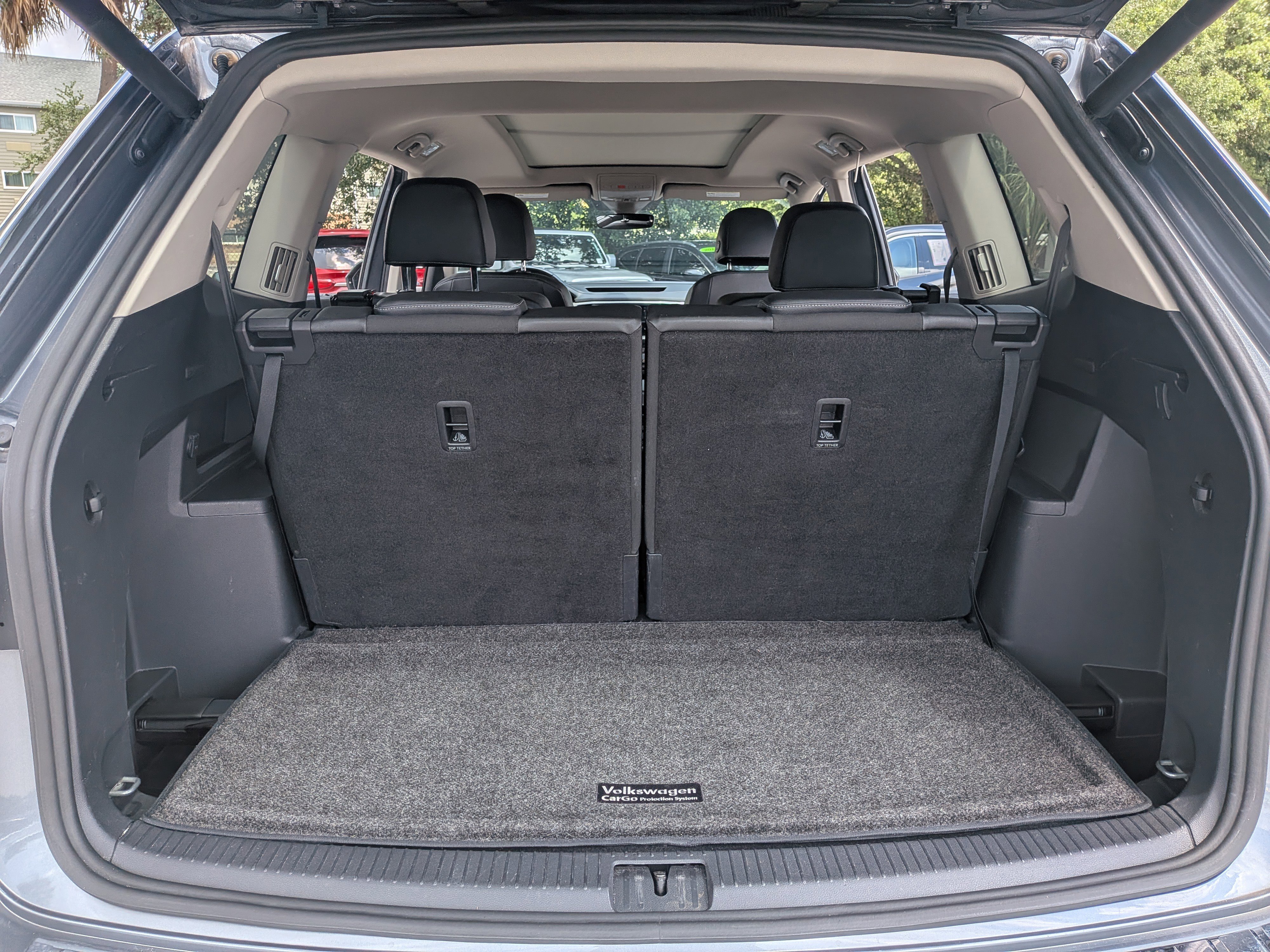 Used 2019 Volkswagen Atlas SE w/ Panoramic Sunroof Package FWD image 14
