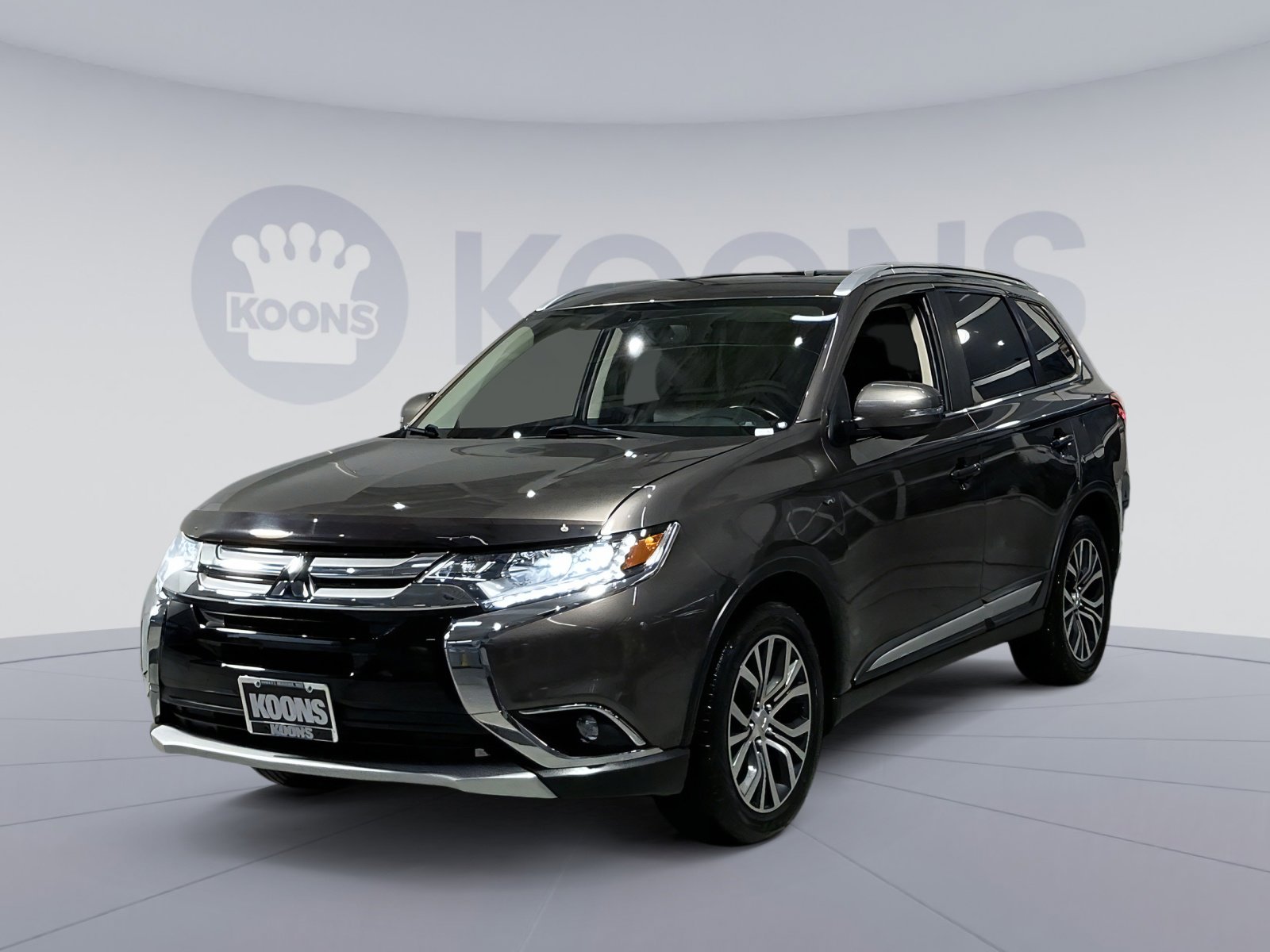 Used 2018 Mitsubishi Outlander GT AWD/4WD image 1