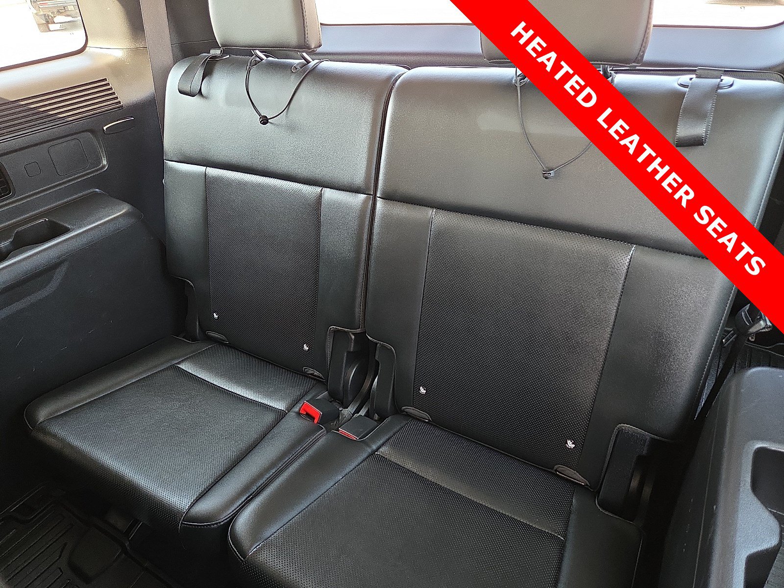 Used 2024 Hyundai Santa Fe SEL FWD image 10