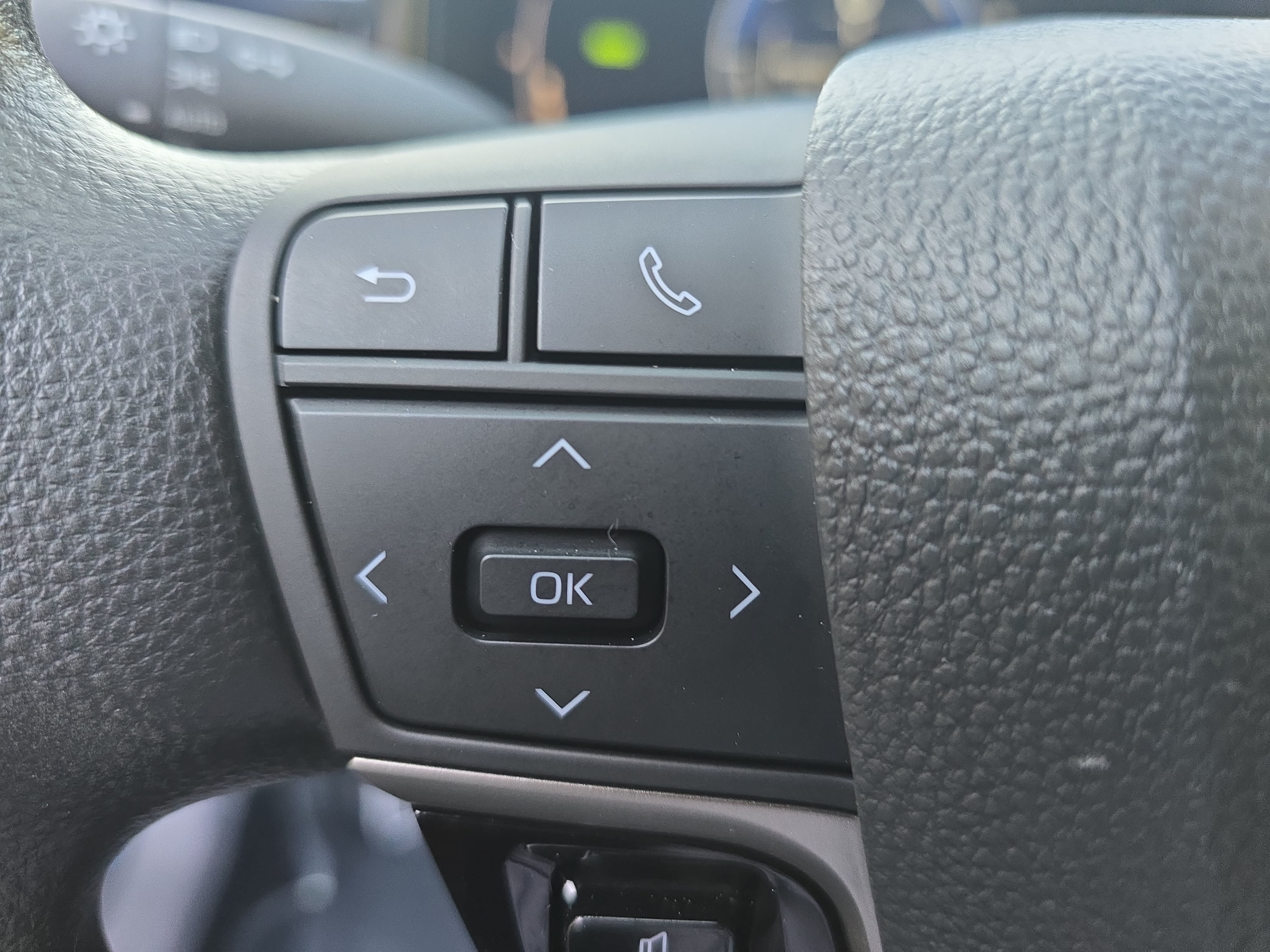 Used 2026 Toyota Camry LE FWD image 16