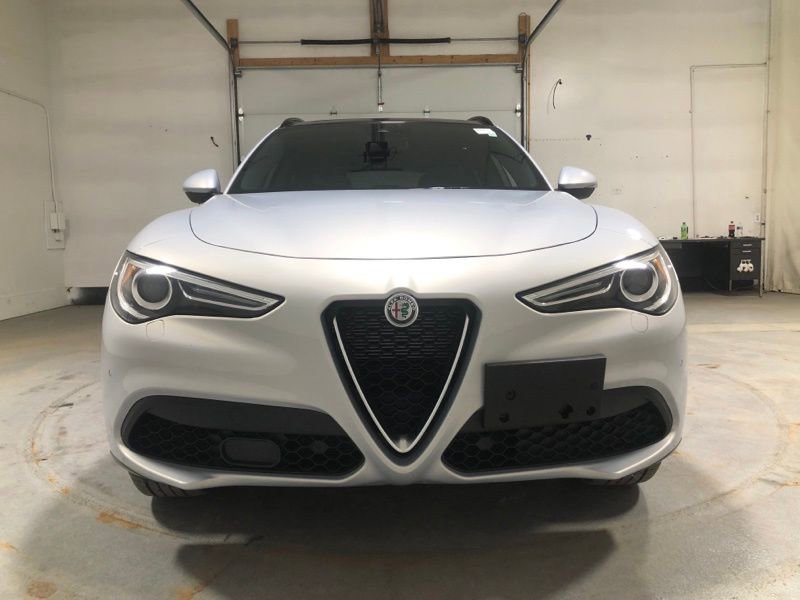 Used 2022 Alfa Romeo Stelvio Ti w/ Active Assist Plus Package image 2