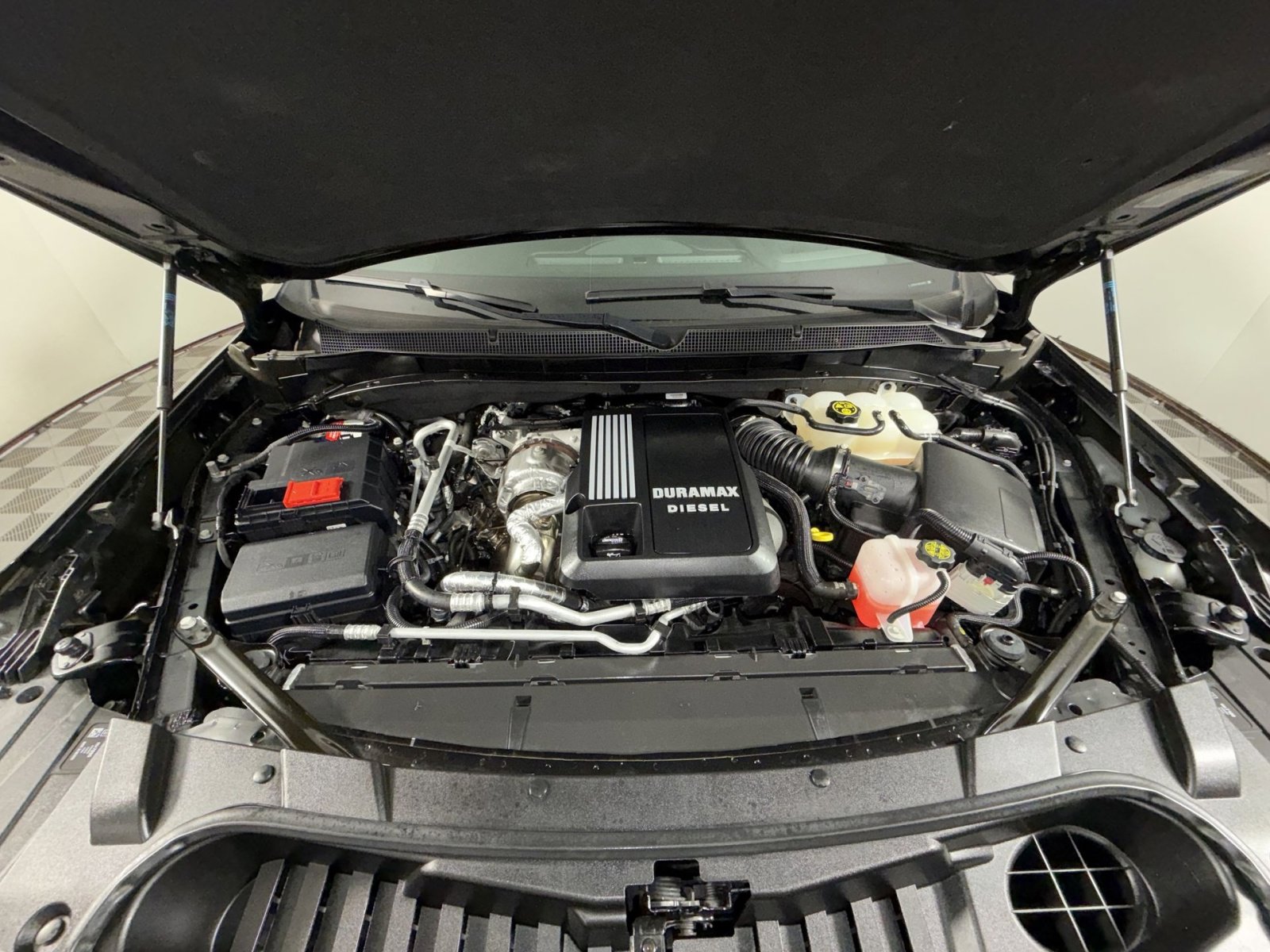 Used 2023 Chevrolet Suburban High Country w/ Advanced Technology Package image 29