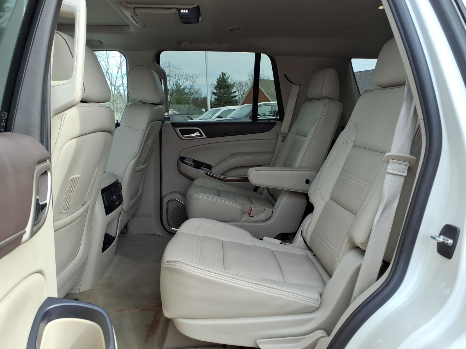 Used 2015 GMC Yukon Denali w/ Premium Package image 25