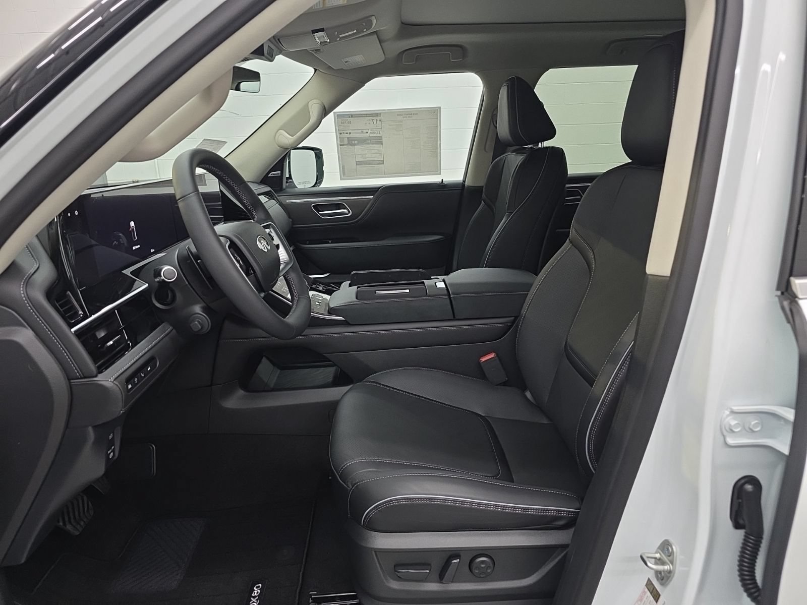 New 2026 INFINITI QX80 Luxe w/ Cargo Package AWD/4WD image 34