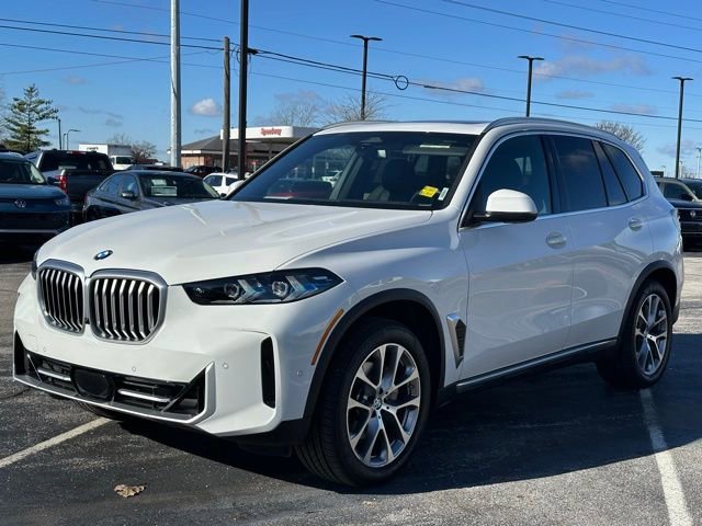 Certified 2024 BMW X5 xDrive40i w/ Premium Package image 3