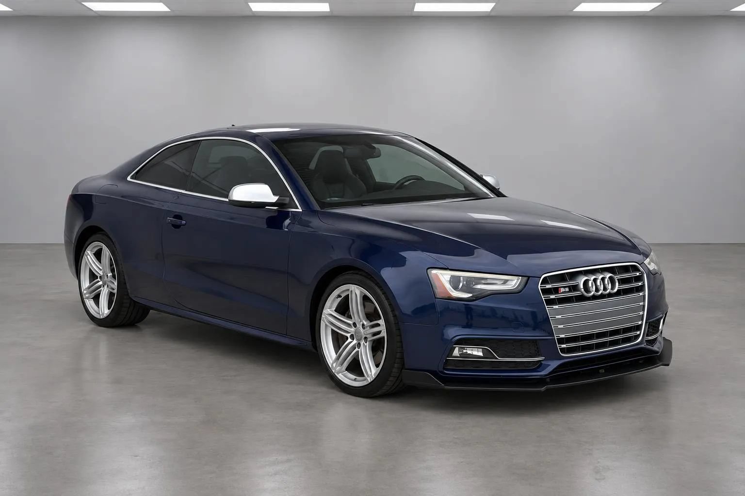 Used 2013 Audi S5 Prestige w/ Prestige Pkg AWD/4WD image 2