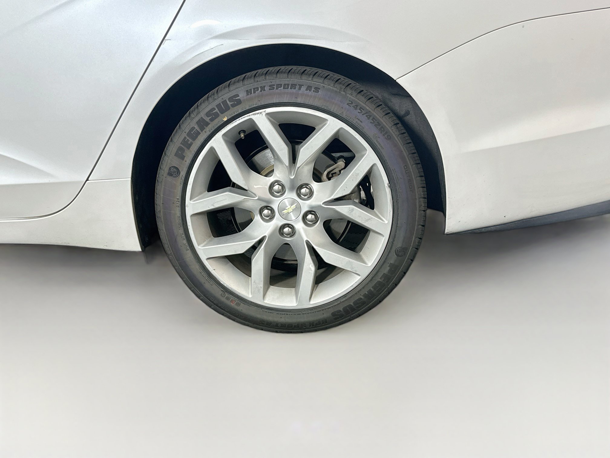 Used 2015 Chevrolet Impala LTZ FWD image 11