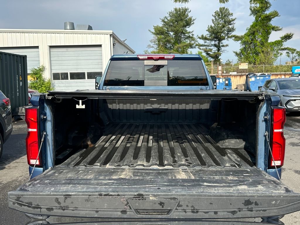 Used 2025 Chevrolet Silverado 2500 LTZ w/ LTZ Premium Package AWD/4WD image 22