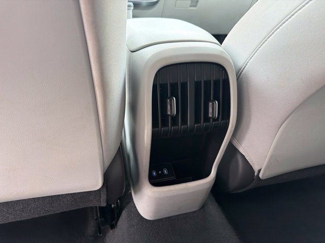 Used 2025 Hyundai Kona SEL AWD/4WD image 16