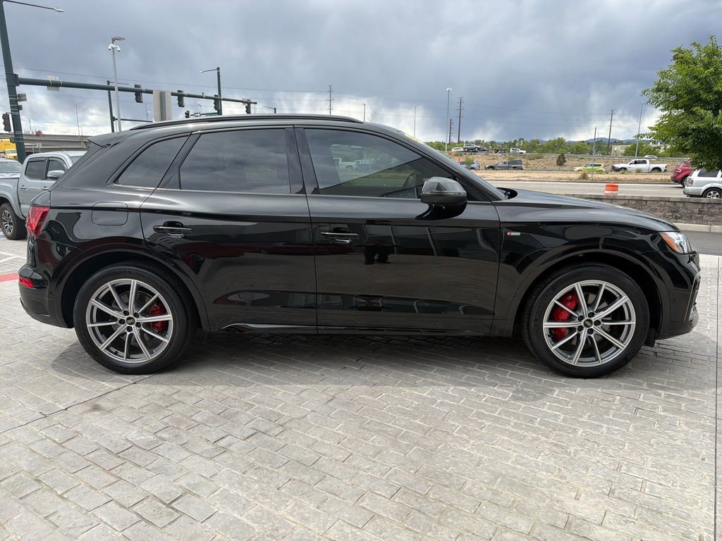 Used 2024 Audi Q5 e Prestige w/ Prestige Package AWD/4WD image 6
