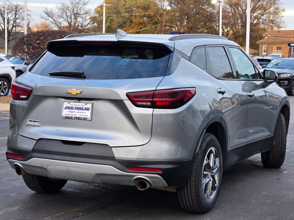 Certified 2024 Chevrolet Blazer LT w/ Convenience Package image 10