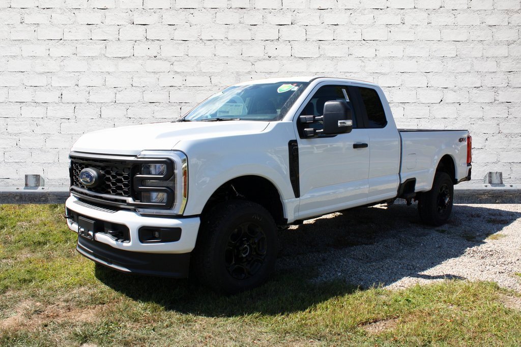 New 2026 Ford F250 4x4 SuperCab Super Duty