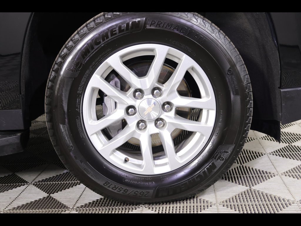 Used 2022 Chevrolet Tahoe LT w/ Luxury Package image 25