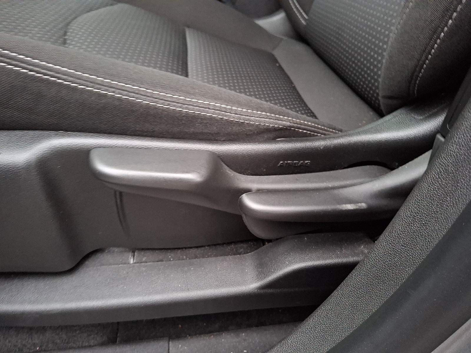 Certified 2024 GMC Terrain SLE FWD image 15