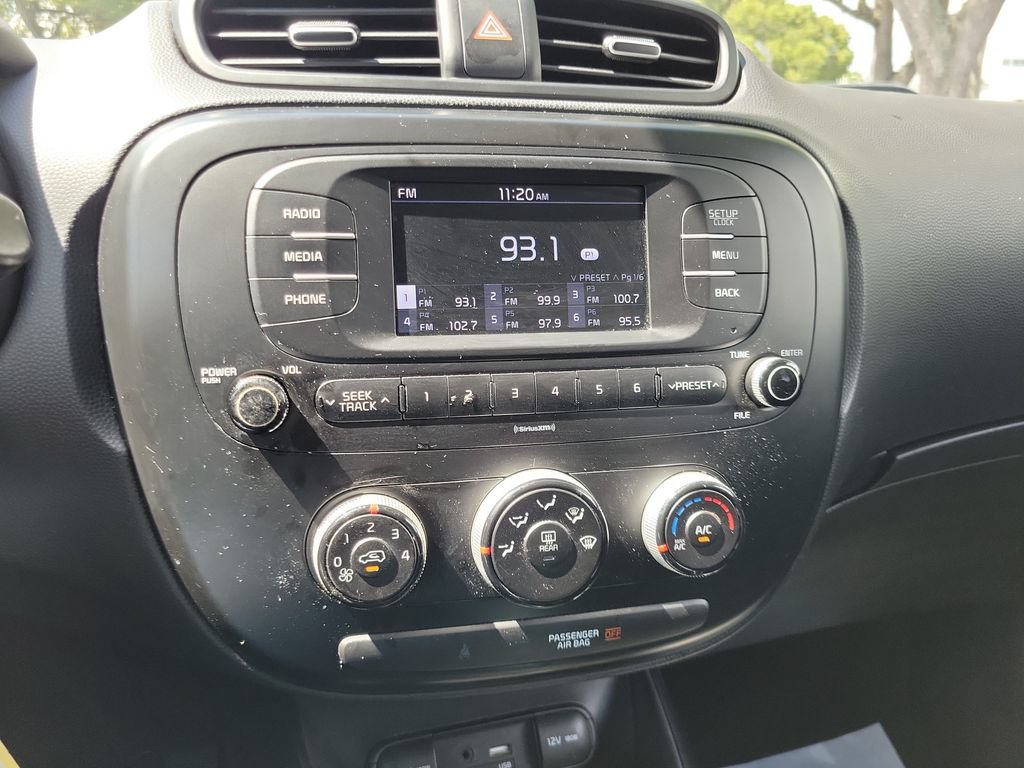 Used 2018 Kia Soul FWD image 24