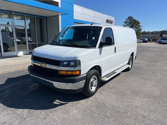 Used 2024 Chevrolet Express 2500 w/ Driver Convenience Package image 2