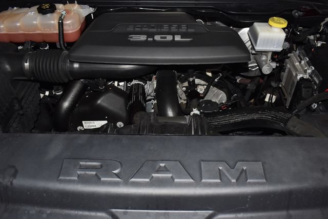 Used 2020 RAM 1500 Laramie AWD/4WD image 38