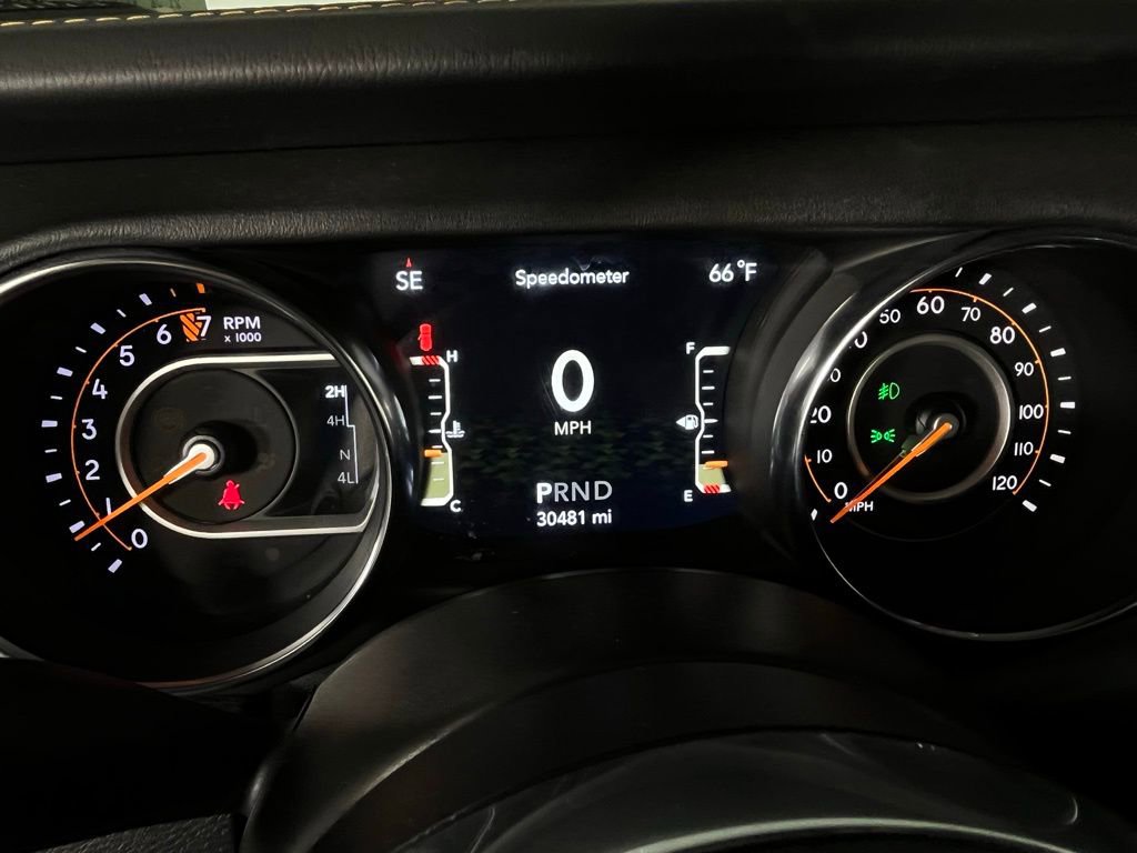 Used 2021 Jeep Wrangler Unlimited Sahara image 16